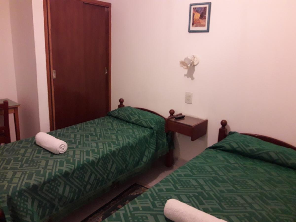 Hotel Daives Термас-де-Ріо-Ондо Екстер'єр фото